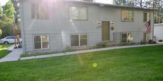 Downstairs unit 2 bed 1 bath Gallery 1