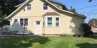 338 Lake Avenue Gallery 1