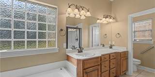 3503 SW Baybridge Cove Gallery 21