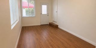 Sherman Oaks 2BD w/ Private Backyard, In-Unit W/D & Parking Gallery 11