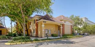 Miami - Airport - Doral Gallery 3