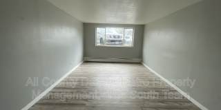 1590 Clinton St Gallery 5