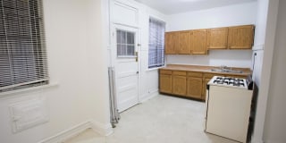 5411-5421 S. Ellis Avenue Gallery 20