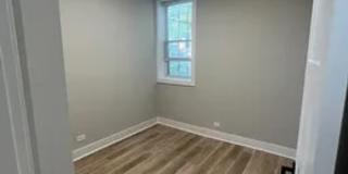 3929 North Southport Avenue Gallery 4