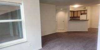1 Bed / 1 Bath Condo in Venetian Place, East Orlando nr Airport Gallery 7