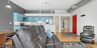 Upscale condo in Belmar Commons Gallery 7