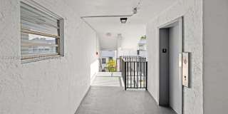 1800 SW 25th St Gallery 13