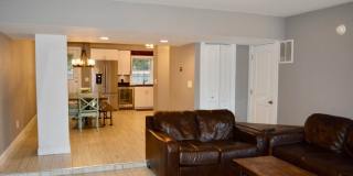 3-bedroom, 2.5 bathroom partially furnished home in Saint Joseph Gallery 5
