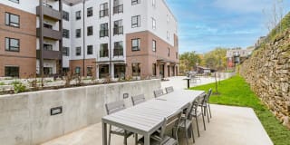 Blvd 64 Apartments Gallery 38