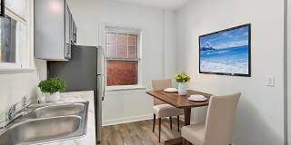 2231 Flora Street Gallery 9