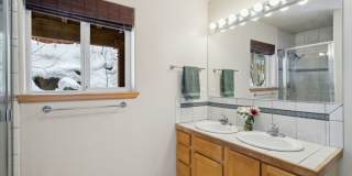 Spacious Prosser Lakeview Estates Long Term Rental Gallery 12