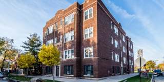 400-02 S Kilbourn Ave Gallery 13