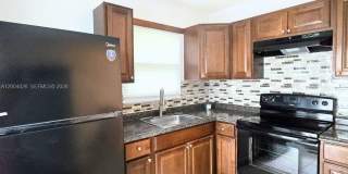 2210 SW 46th Ct Gallery 1