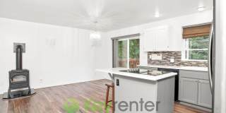 Spacious 4 Bedroom with Two Car Garage and Balcony Gallery 8
