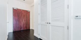 Fully Furnished High Rise with Wynn Golf Course Views! Gallery 17