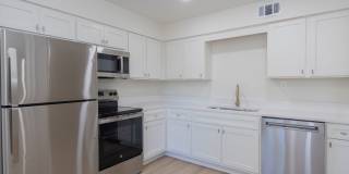RENOVATED - 2BR/1BA FOR RENT Gallery 7