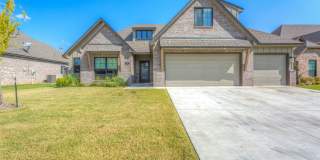 4-Bedroom Home with 3-Car Garage & Fully Fenced Yard! Gallery 1