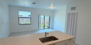 11863 SW 247th Ter Gallery 2
