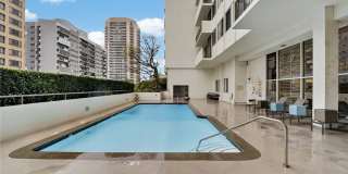 10433 Wilshire Boulevard Gallery 37