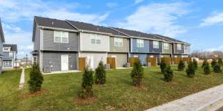 Large 2 Bedroom Luxury Townhome For Rent Near Billy Dunlop Park! Gallery 37