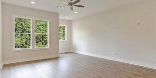 Owen's Crossing Townhome Gallery 9