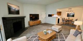 Nice 2 bed 2 bath second floor unit near Buckley Air Force base! Gallery 1