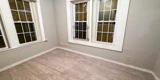3 Bedroom / 1 bath home, move in Ready! Gallery 6