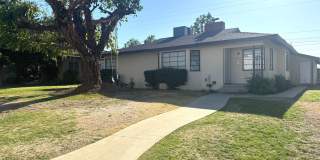 Spacious 4BD/1.5BA Home in Bakersfield's 93308! Gallery 1