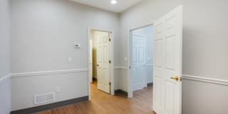 551 Westport Road Gallery 30