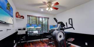 Beautiful Canal-Front 4BR Home with Pool & 3-Car Garage Gallery 29