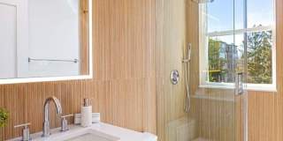 Windsor at Kalorama Gallery 17