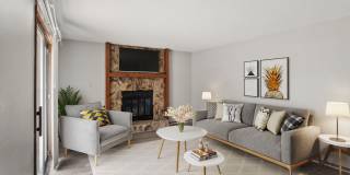 Sycamore Square Gallery 16