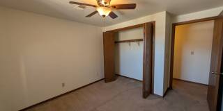 Willow Creek Apartments Gallery 100
