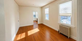 3 South Eckar Street Gallery 4