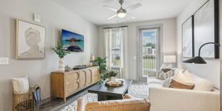 Accent Suwanee Creek Gallery 2