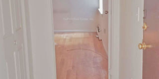 5 Bakers Alley Gallery 10