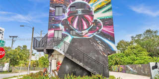 584 NW 35th St Gallery 17