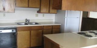 ~Centrally Located 3 Bedroom Home~ Gallery 5