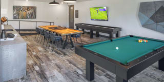 Oak Street Lofts Gallery 42