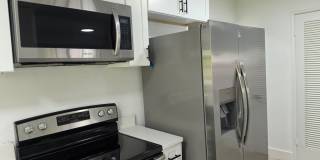 FOR RENT!!! SIMPLY STUNNING AND SPACIUS 3 BED 2 BATH SINGLE FAMILY HOME.. Gallery 20