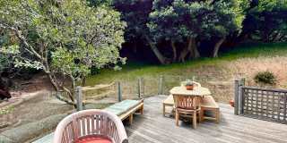 Stunning Sausalito Retreat with Bay Views & Private Meadow Gallery 9