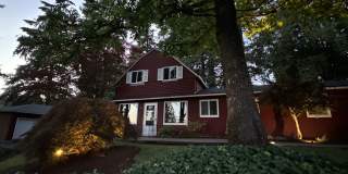 7237 SW Canyon Drive ~ Charming Duplex in Prime Location Gallery 16