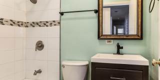 319 Oak Lane Gallery 13