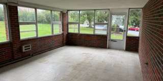 Stunning 3-bedroom, 3-bathroom single family home Stunning 3-bedroom, 3-bathroom single family home Gallery 8