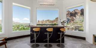 Stunning 7BR House in Camelback Canyon Gallery 36