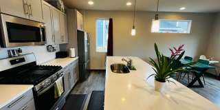 2022 Built, 4 Bedroom, Beautiful Home! Gallery 8