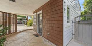 Premier Location in Corona Del Mar for 12-Month Lease Gallery 4