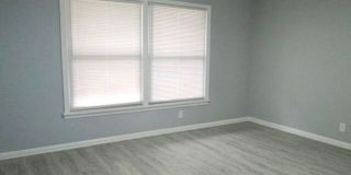 Charming 2BR Condo in Bashford Manor Gallery 10