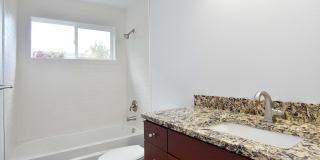 Beautiful Newer Construction (2019) 1 Bedroom/1 Bath ADU in Convenient Location (Central District) Gallery 15