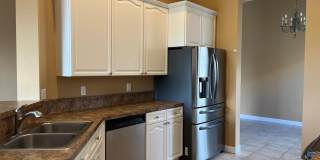 331 NW Somerset Circle Gallery 7